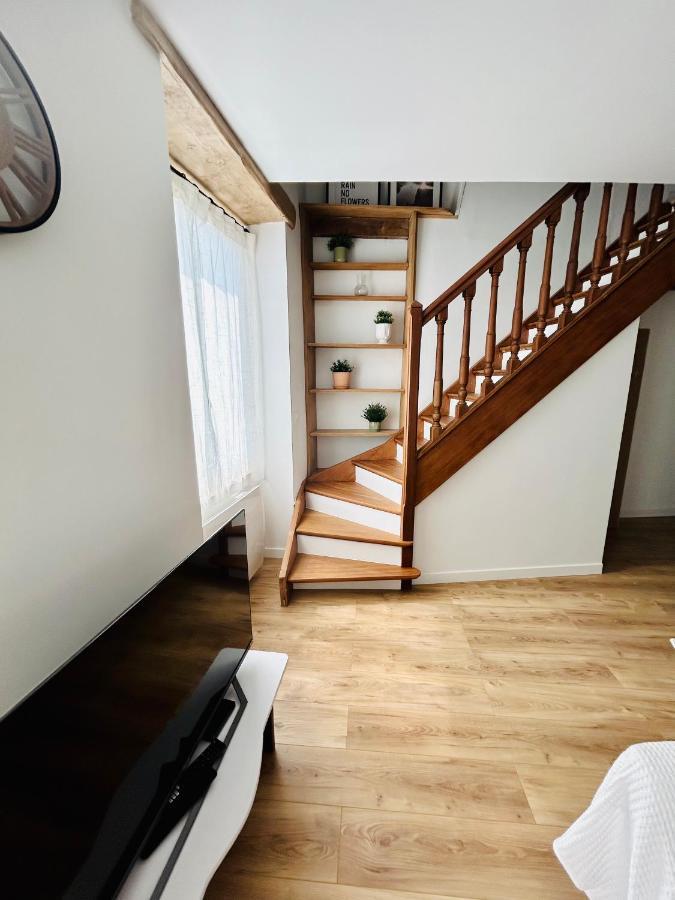 Appartement Cottage Au Coeur De ヌムール エクステリア 写真